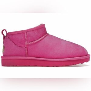 UGG Classic Ultra Mini Boot